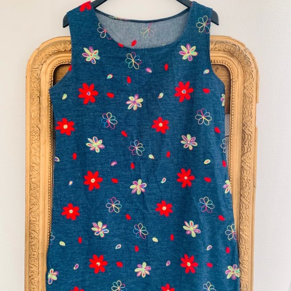 Large wide dress 8 US jeans style embroidered flowers vintage rhinestones France